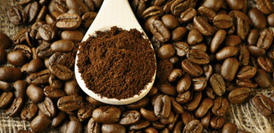 Pomletá káva vydrží čerstvá jen velice krátkou dobu.